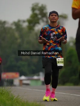 Runner Photo 2046087