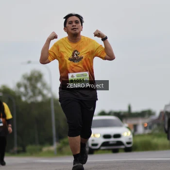 Runner Photo 2046112