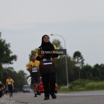 Runner Photo 2046138