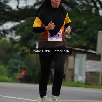 Runner Photo 2046156
