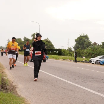 Runner Photo 2046157
