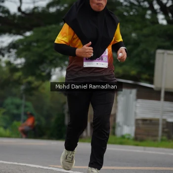 Runner Photo 2046164