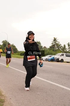 Runner Photo 2046172