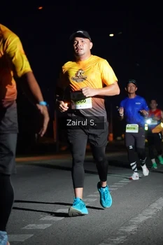 Runner Photo 2046173