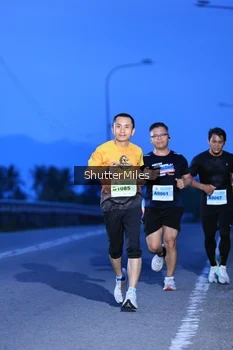 Runner Photo 2046278