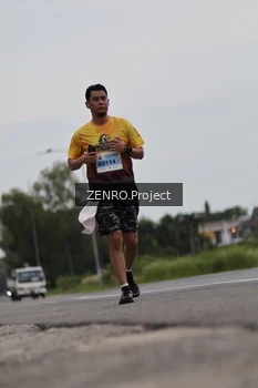 Runner Photo 2046285