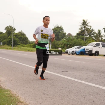 Runner Photo 2046351