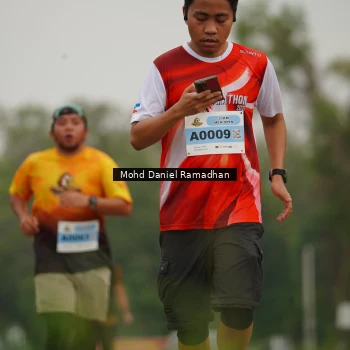 Runner Photo 2046407