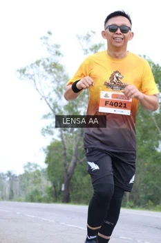 Runner Photo 2046460