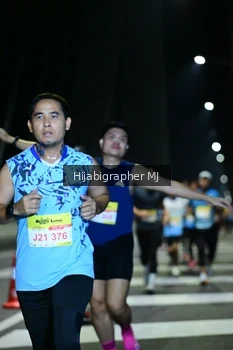 Runner Photo 2046466