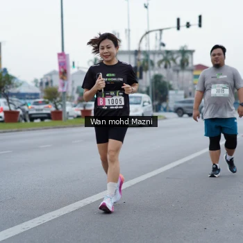 Runner Photo 2046472
