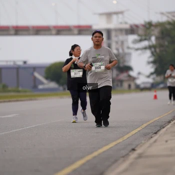 Runner Photo 2046490