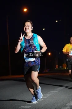 Runner Photo 2046497