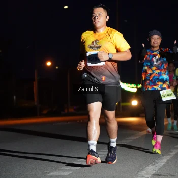 Runner Photo 2046506