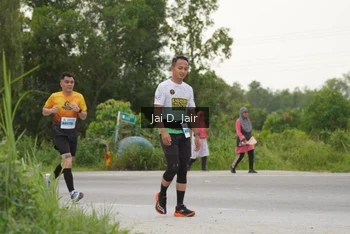 Runner Photo 2046517