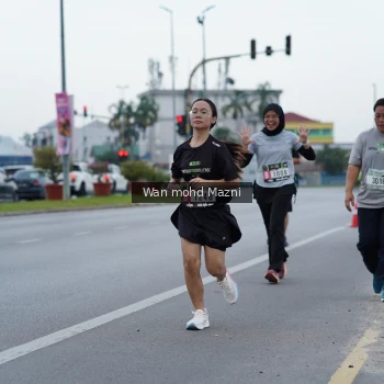 Runner Photo 2046569
