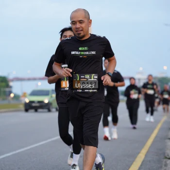 Runner Photo 2046579