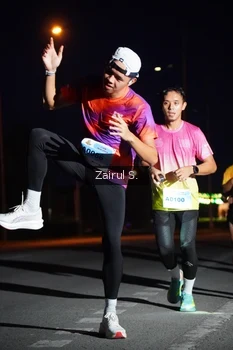 Runner Photo 2046584
