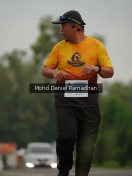 Runner Photo 2046712