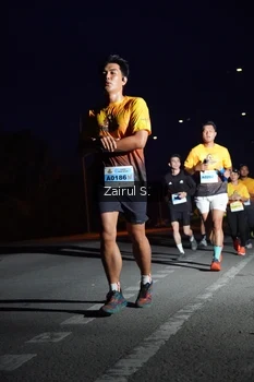 Runner Photo 2046755