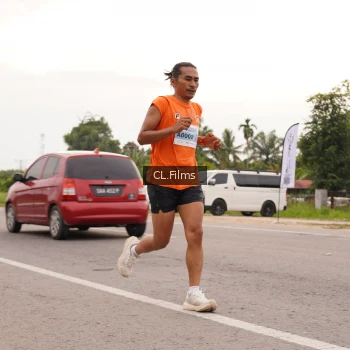 Runner Photo 2046770