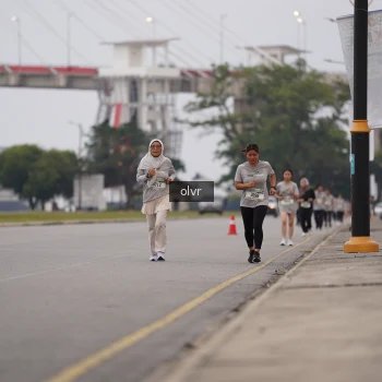 Runner Photo 2046777