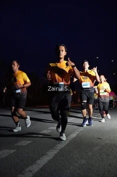 Runner Photo 2046846