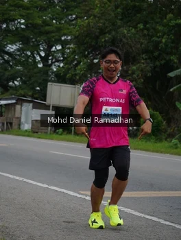 Runner Photo 2046996