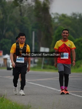 Runner Photo 2047001