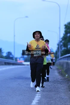 Runner Photo 2047006