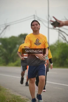 Runner Photo 2047024