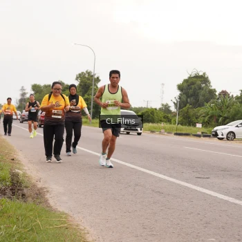 Runner Photo 2047059