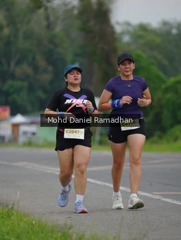 Runner Photo 2047072
