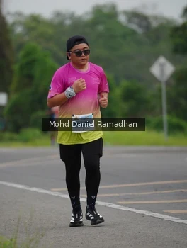 Runner Photo 2047108