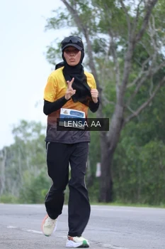 Runner Photo 2047122