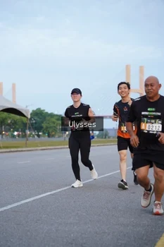 Runner Photo 2047127