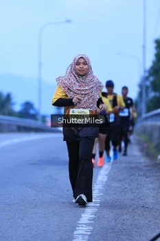 Runner Photo 2047165