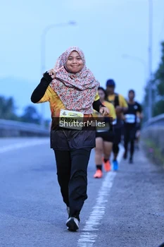 Runner Photo 2047178
