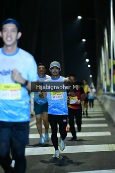 Runner Photo 2047266
