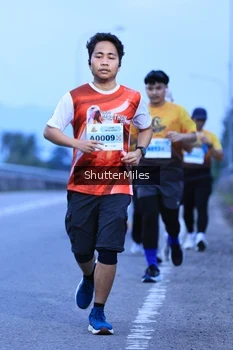 Runner Photo 2047290