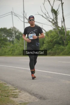 Runner Photo 2047292