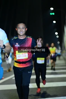 Runner Photo 2047327