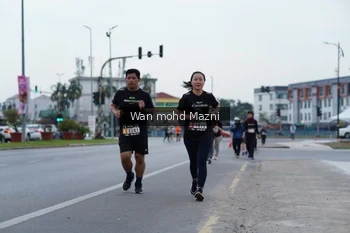 Runner Photo 2047424