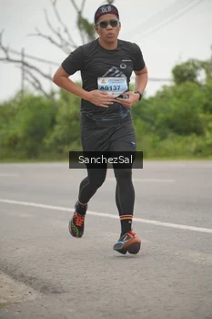 Runner Photo 2047447