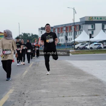 Runner Photo 2047525