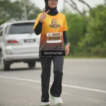 Runner Photo 2047535