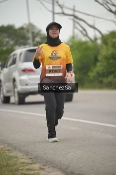 Runner Photo 2047544
