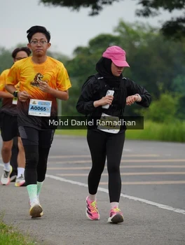 Runner Photo 2047546