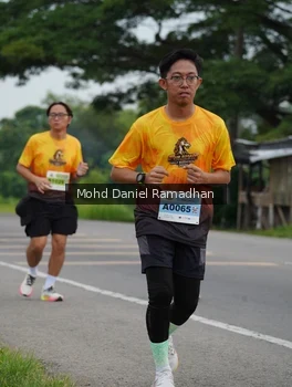 Runner Photo 2047564
