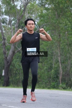 Runner Photo 2047591